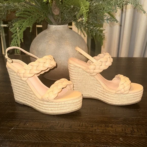 Braided Tan Platform Wedge Sandals NWOT - Picture 4 of 9
